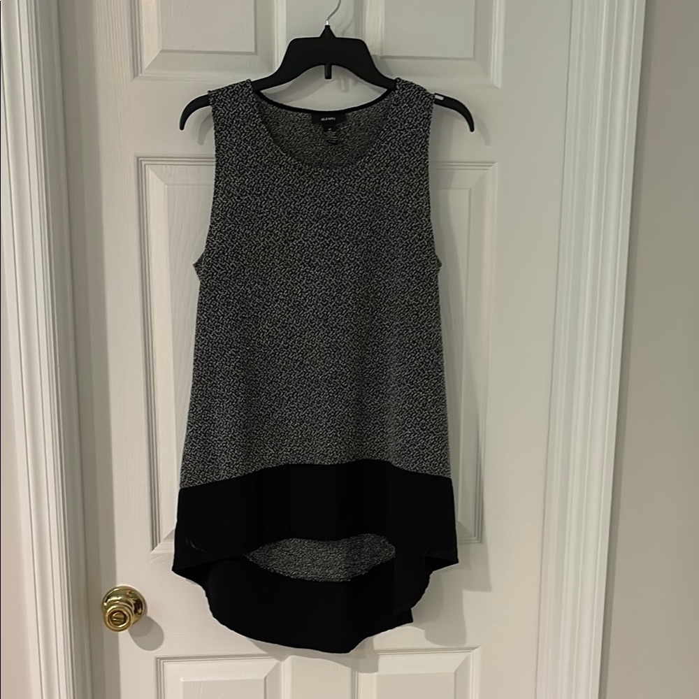 Alfani Black and White Textured Top
